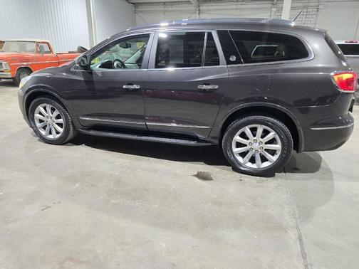 Iridium Metallic 2017 Buick Enclave Premium