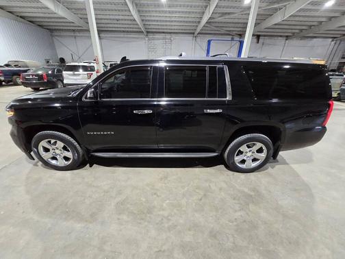Black 2016 Chevrolet Suburban LT