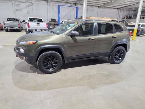 Eco Green Pearlcoat 2015 Jeep Cherokee Trailhawk