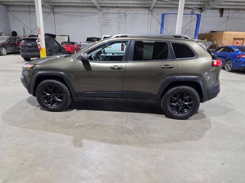 Eco Green Pearlcoat 2015 Jeep Cherokee Trailhawk