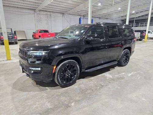 2022 Jeep Wagoneer Series III 4x4 4dr SUV