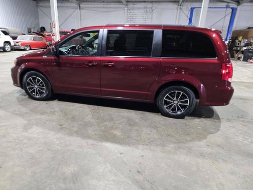 Octane Red Pearlcoat 2019 Dodge Grand Caravan GT