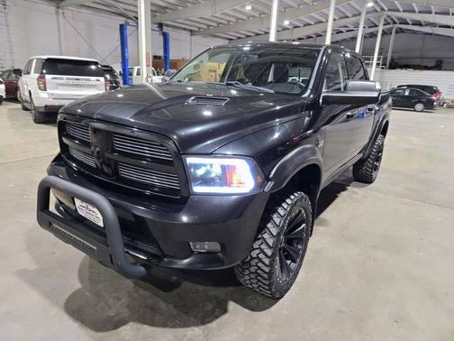 Brilliant Black Crystal Pearlcoat 2011 Dodge Ram 1500 Sport