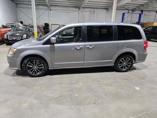 Billet Silver Metallic Clearcoat 2018 Dodge Grand Caravan GT