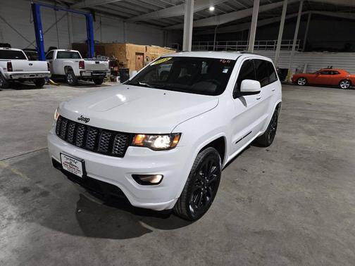 2018 Jeep Grand Cherokee Altitude