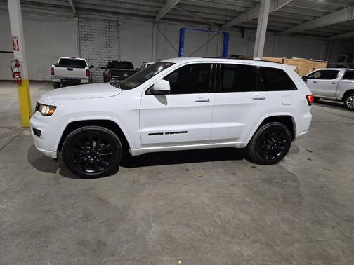 2018 Jeep Grand Cherokee Altitude