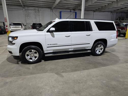2016 Chevrolet Suburban LT