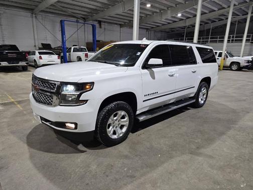 2016 Chevrolet Suburban LT