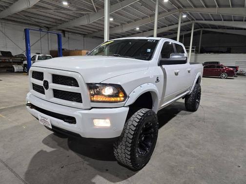 2017 RAM 2500 Laramie 4x4 4dr Crew Cab 6.3 ft. SB Pickup