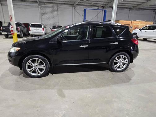 2010 Nissan Murano LE