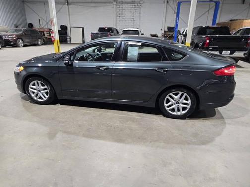 Guard 2015 Ford Fusion SE