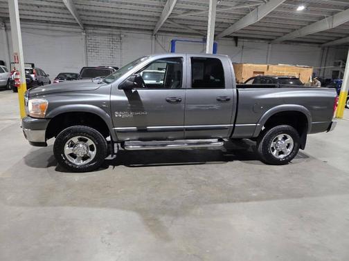 2006 Dodge Ram 2500 SLT Quad Cab