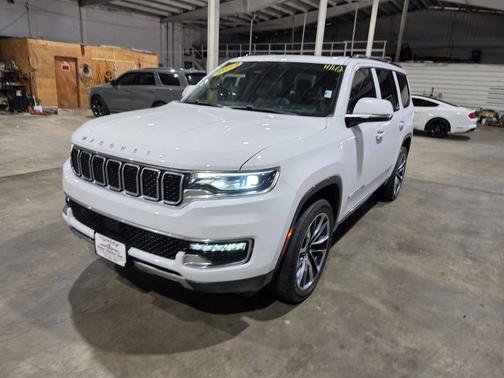 Bright White Clearcoat 2022 Jeep Wagoneer Series III 4x4 4dr SUV