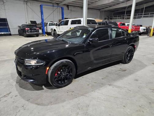 2015 Dodge Charger SE