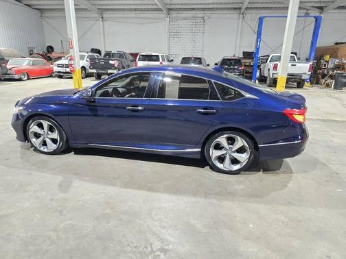 2018 Honda Accord Touring 4dr Sedan (1.5T I4)