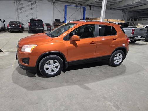 Orange Rock Metallic 2015 Chevrolet Trax LT