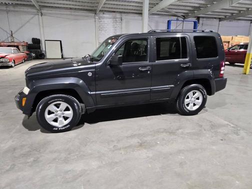 2010 Jeep Liberty Sport