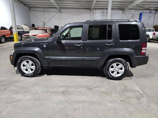 2010 Jeep Liberty Sport