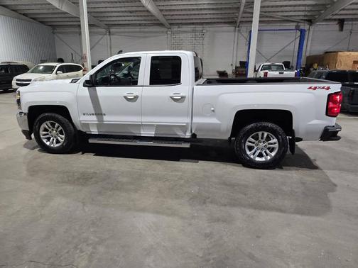 Summit White 2019 Chevrolet Silverado 1500 1LT