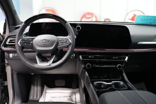 Sandstone Gray 2026 Chevrolet Traverse AWD Z71