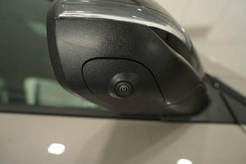 Sandstone Gray 2026 Chevrolet Traverse AWD Z71