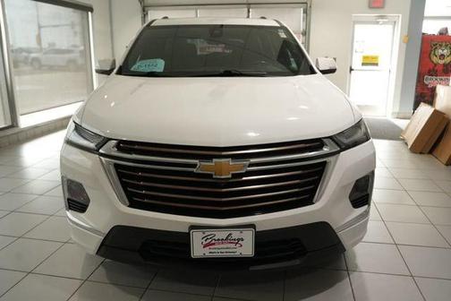 Summit White 2022 Chevrolet Traverse High Country