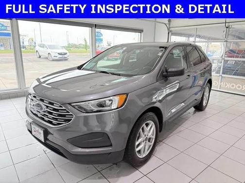 2022 Ford Edge SE