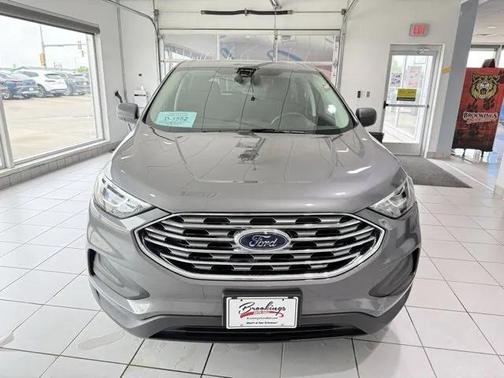 2022 Ford Edge SE