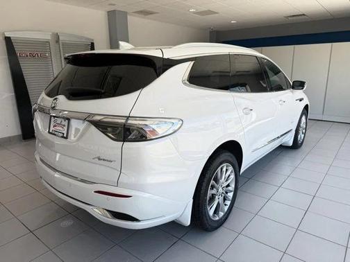 2024 Buick Enclave Avenir AWD