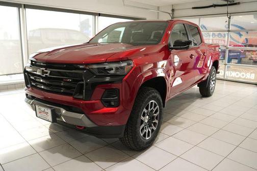 Radiant Red Tintcoat 2026 Chevrolet Colorado Z71