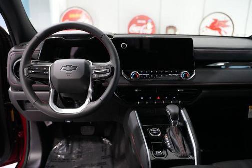 Radiant Red Tintcoat 2026 Chevrolet Colorado Z71