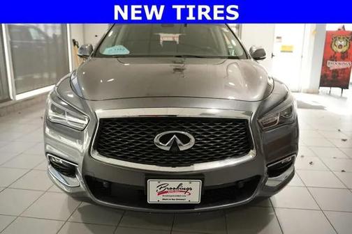 2017 INFINITI QX60 Base
