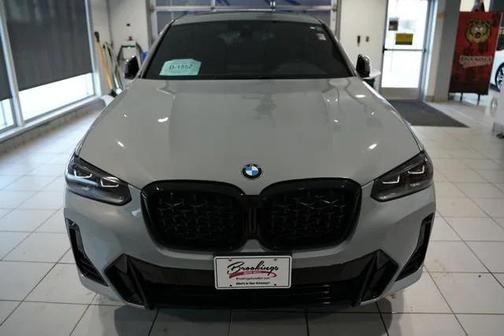 2023 BMW X4 xDrive30i