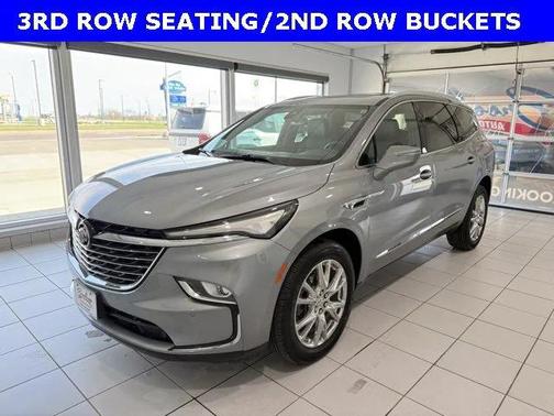 2024 Buick Enclave Essence AWD