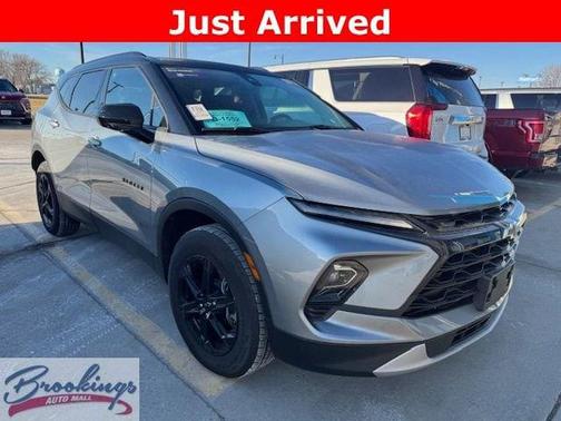 Sterling Gray Metallic 2024 Chevrolet Blazer 2LT