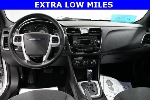 2012 Chrysler 200 Touring