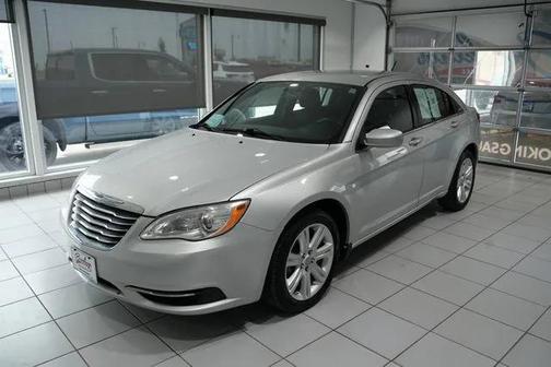 2012 Chrysler 200 Touring
