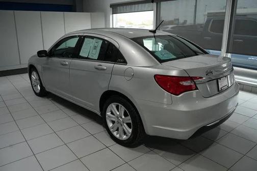 2012 Chrysler 200 Touring