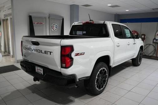 Summit White 2026 Chevrolet Colorado Z71