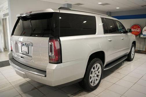 2017 GMC Yukon XL Denali