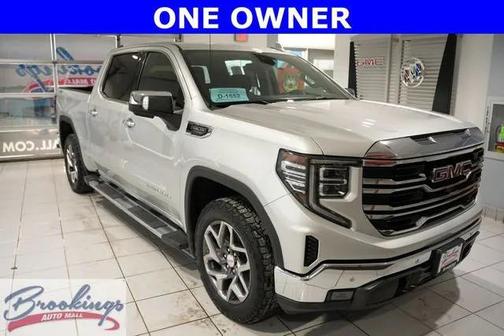 2022 GMC Sierra 1500 SLT
