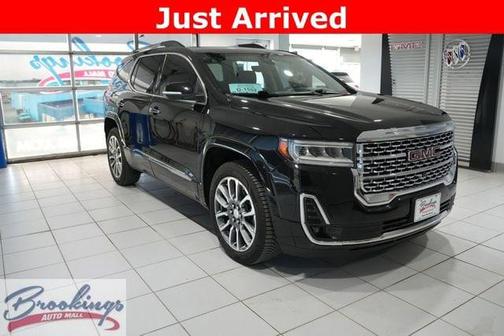 2022 GMC Acadia Denali