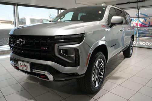 Sterling Gray Metallic 2025 Chevrolet Suburban 4WD Z71
