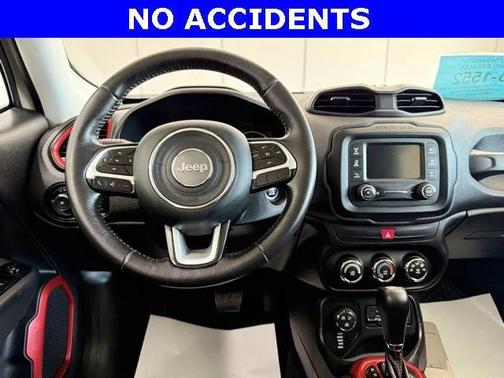 2016 Jeep Renegade Trailhawk