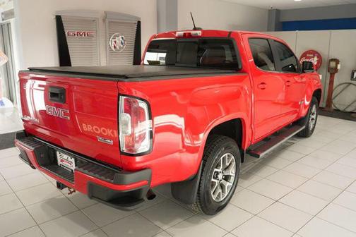 Cardinal Red 2016 GMC Canyon SLE