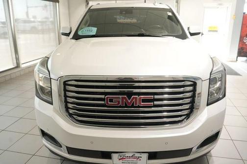 White Frost Tricoat 2016 GMC Yukon SLT