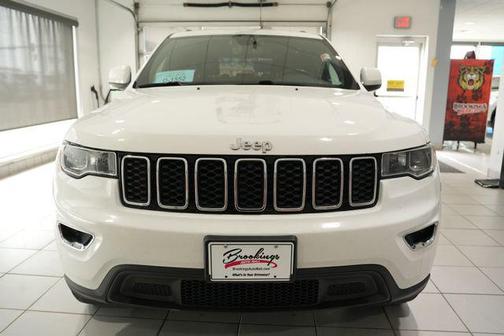 Bright White Clearcoat 2020 Jeep Grand Cherokee Laredo
