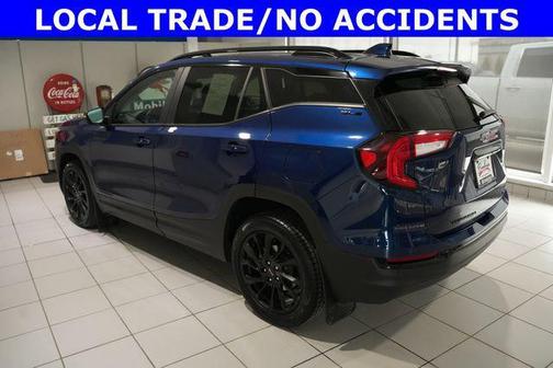 Marine Metallic 2023 GMC Terrain SLE