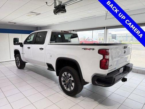 2023 Chevrolet Silverado 2500 Custom