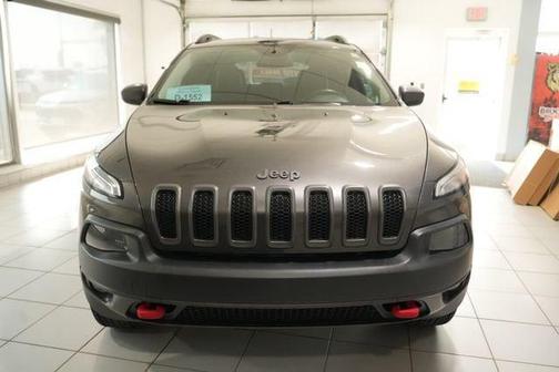Gray 2017 Jeep Cherokee Trailhawk